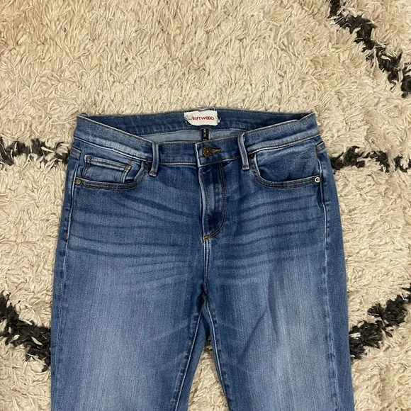 Driftwood Colette Straight Leg Embroidered Hem Jeans - Picture 3 of 10